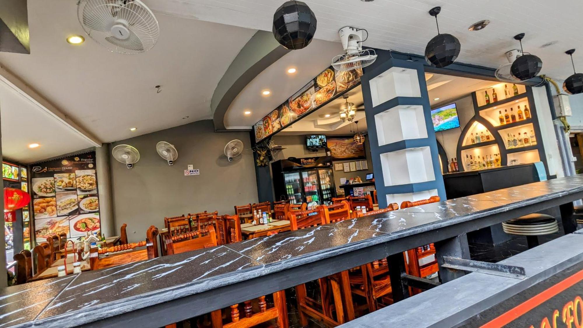 Heaven House Restro & Bar Hotel Patong Luaran gambar