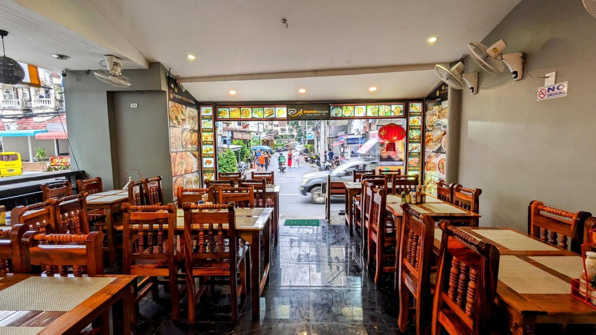 Heaven House Restro & Bar Hotel Patong Luaran gambar