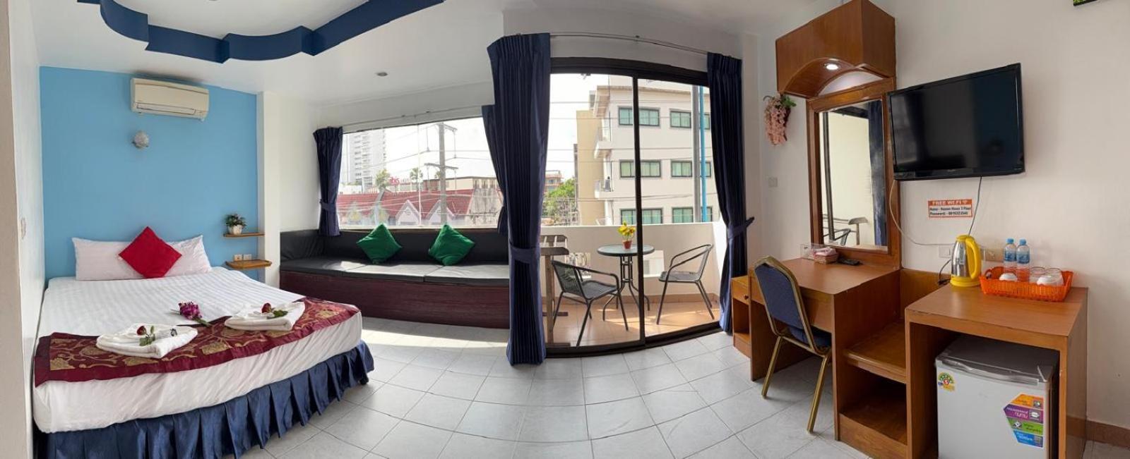Heaven House Restro & Bar Hotel Patong Luaran gambar
