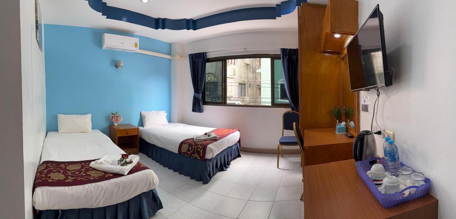 Heaven House Restro & Bar Hotel Patong Luaran gambar